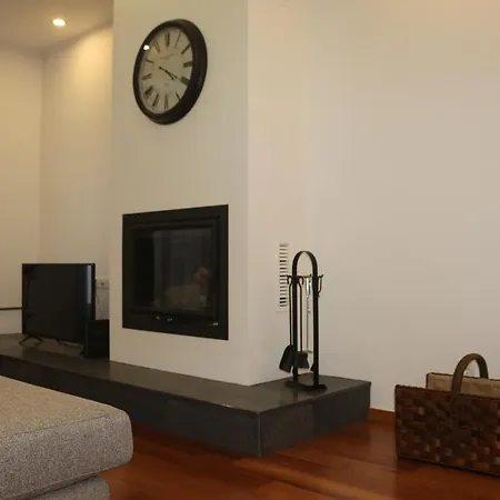 Casa Do Adro -granel Nordeste (Azores)