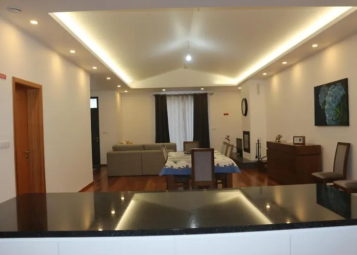 Casa Do Adro -granel * Нордешти