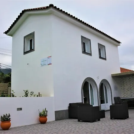 Casa Do Adro -granel Casa de Férias *