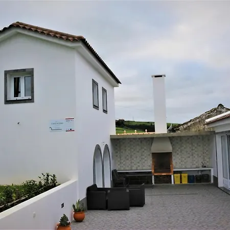 Casa Do Adro -granel Сasa de vacaciones *