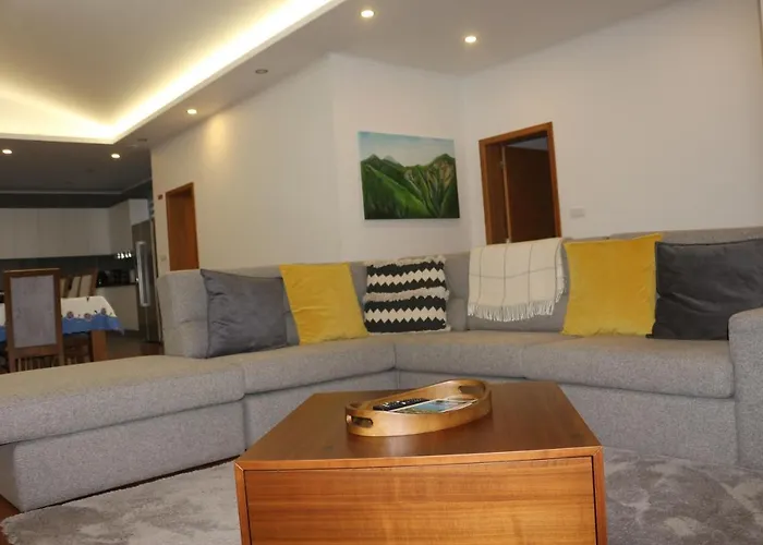 Casa Do Adro -granel Nordeste (Azores)